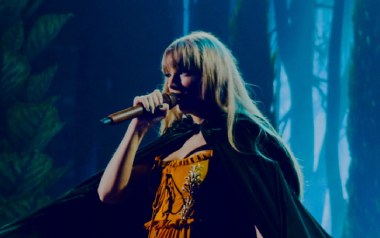 Willow吉他谱_Taylor Swift_G调原版弹唱谱_图片六线谱