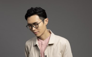 爱爱爱吉他谱_方大同_G调指法拍弦版_图片六线谱