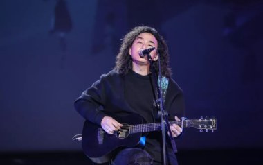爱情火枪吉他谱_赵照_C调指法原版弹唱谱_图片六线谱
