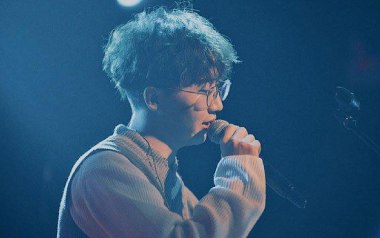 白羊吉他谱_徐秉龙/沈以诚_D调指法弹唱谱_图片六线谱