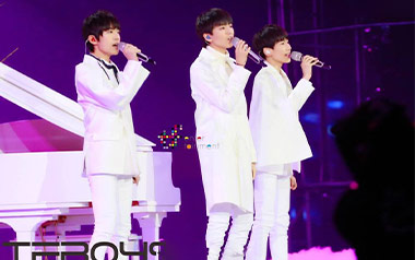 不完美小孩吉他谱_Tfboys_C调简单版弹唱谱_图片六线谱