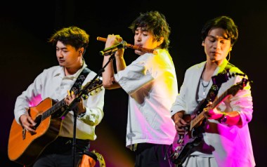 嘿朋友吉他谱_安子与九妹_C调指法弹唱谱_图片六线谱