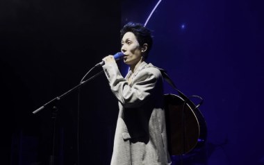 蝴蝶山吉他谱_丁世光_C调原版弹唱谱_图片六线谱