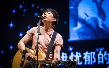 凌晨计程车吉他谱_赵雷_C调切音扫弦版弹唱谱_图片六线谱