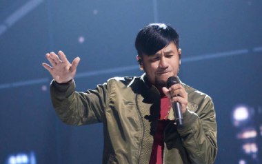 路口吉他谱_张震岳_A调指法原版弹唱谱_图片六线谱