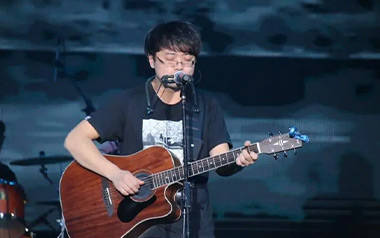 玫瑰吉他谱_贰佰_《玫瑰》C调原版弹唱谱_图片六线谱