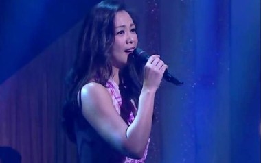 梦里是谁吉他谱_王馨平_G调指法原版弹唱谱_图片六线谱