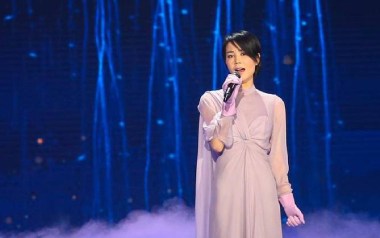 明月几时有吉他谱_王菲_C调指法弹唱谱_图片六线谱