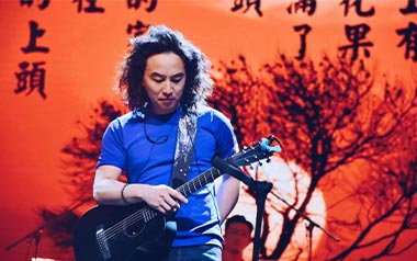 你就是我最想要的丫头吉他谱_赵照_C调原版_图片六线谱