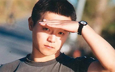 噢乖吉他谱_窦唯_D调指法原版弹唱谱_图片六线谱
