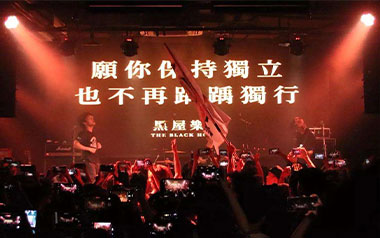 我多想拥抱你吉他谱_黑屋乐队_C调弹唱谱_图片六线谱