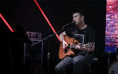雾吉他谱_张小九/年年_G调指法原版弹唱谱_图片六线谱