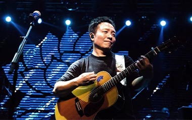 喜悦吉他谱_许巍_C调指法原版弹唱谱_图片六线谱