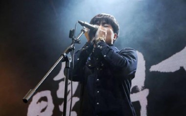 雪花膏吉他谱_枯木逢春_C调扫弦版弹唱谱_图片六线谱