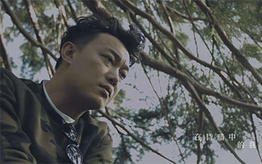 阴天快乐吉他谱_陈奕迅_G调原版弹唱谱_图片六线谱