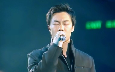 远在咫尺吉他谱_陈奕迅_C调指法原版弹唱谱_图片六线谱