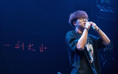 自以为吉他谱_刘大壮_C调指法原版弹唱谱_图片六线谱
